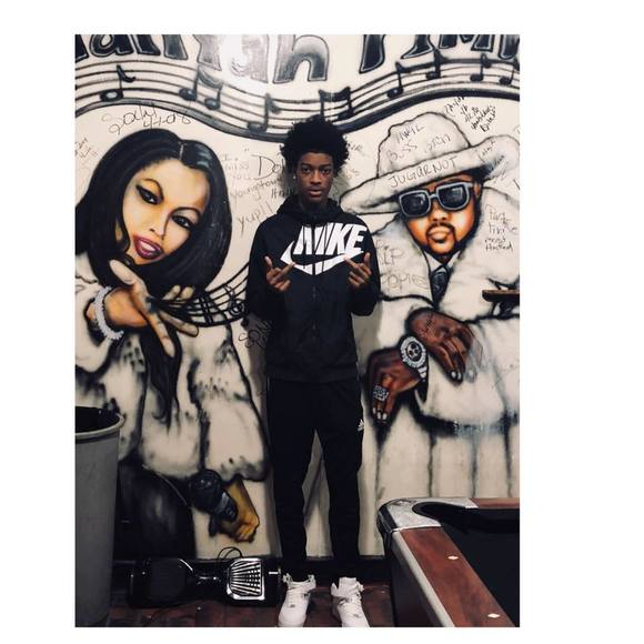 Meet your Posher, Jeremiah - Picture 1 of 1